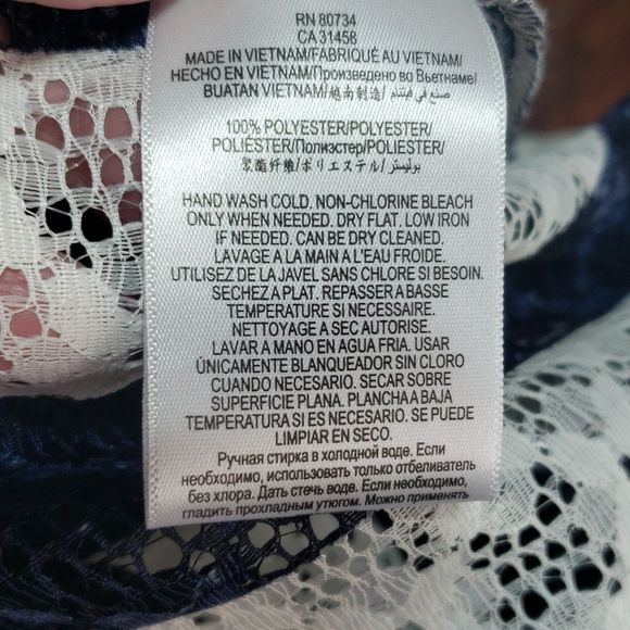 BCBGeneration eyelet lace wrap dresses with Tie, sz XXS - Picture 6 of 6